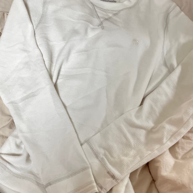 아베크롬비 롱슬리브 화이트 