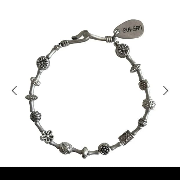 [새상품]노티스에바샘 팔찌