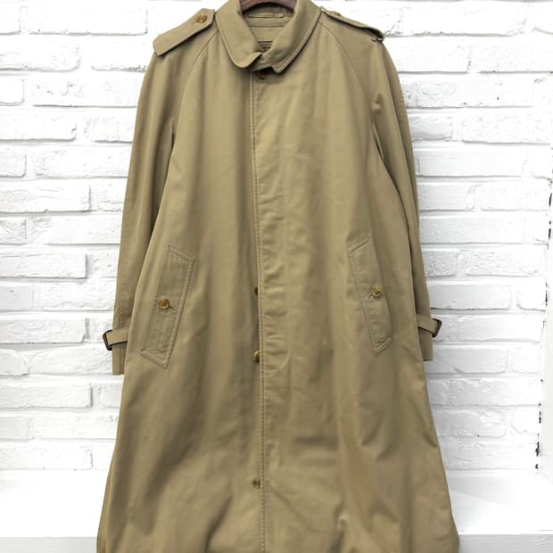 버버리 베이지 트렌치 코트