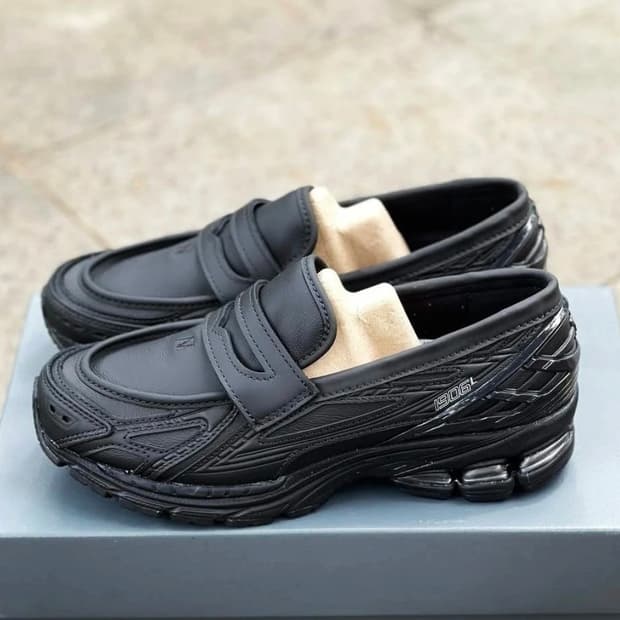 뉴발란스 1906L 240사이즈