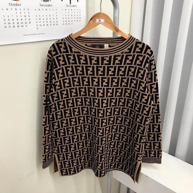 펜디 울 주카 니트