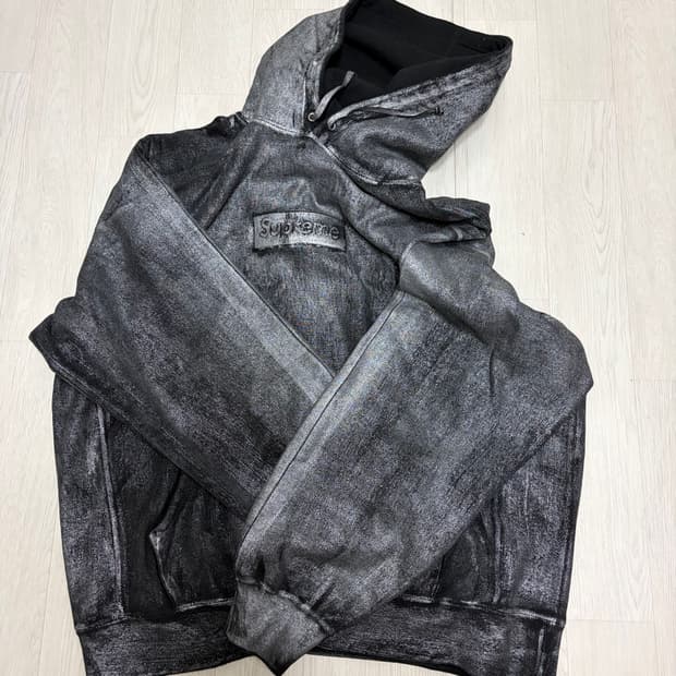 슈프림 x MM6 메종 마르지엘라 포일 로고 후드 스웻셔츠 블랙 24ss