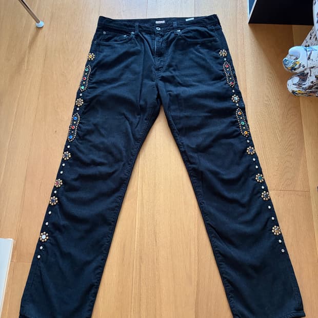 캐피탈 젬스톤 블랙 코듀로이 36사이즈 급매