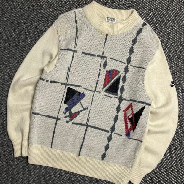90s 나이키 올드스쿨 패턴 반폴라 니트y 5106