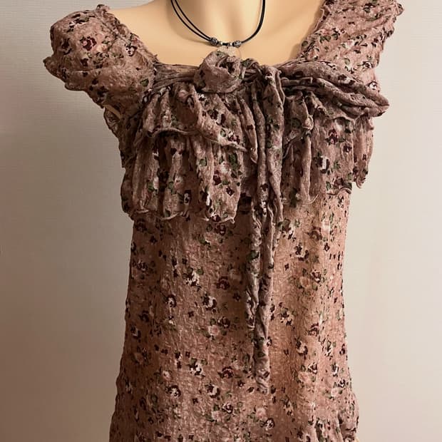 Rosa cherry Flower ribbon top