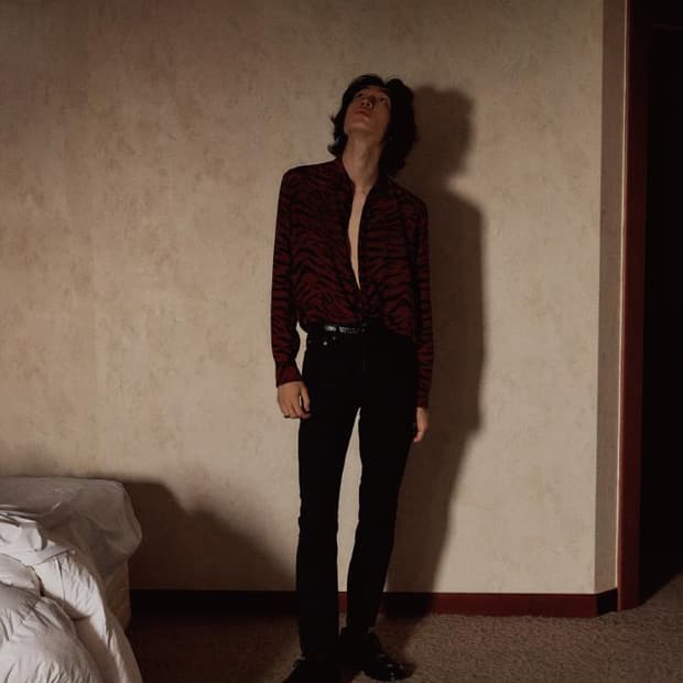 생로랑 스테디 블랙진