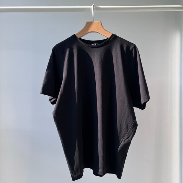 (새상품) toteme 토템 오버핏 반팔 티셔츠