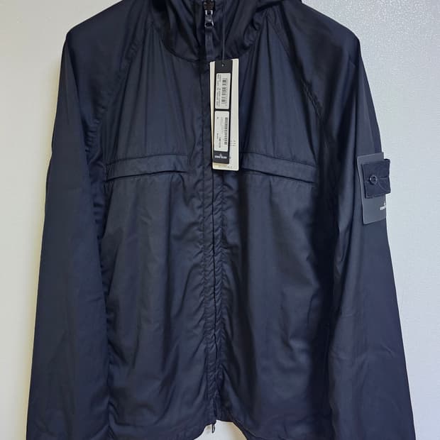 스톤아일랜드 고스트피스 리버시블 후드 자켓