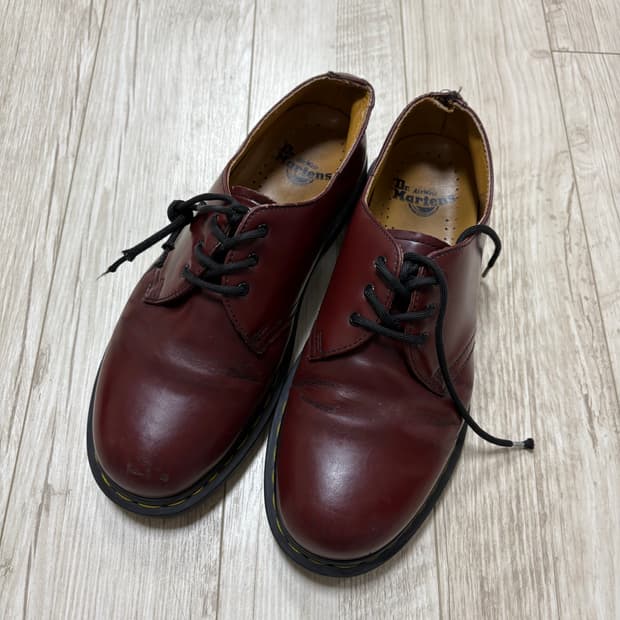 닥터마틴 1461 3홀 체리레드 270