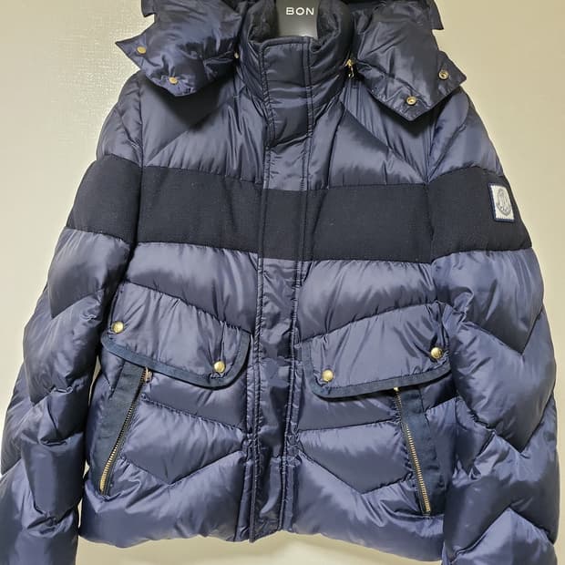 몽클레어 감마블루패딩