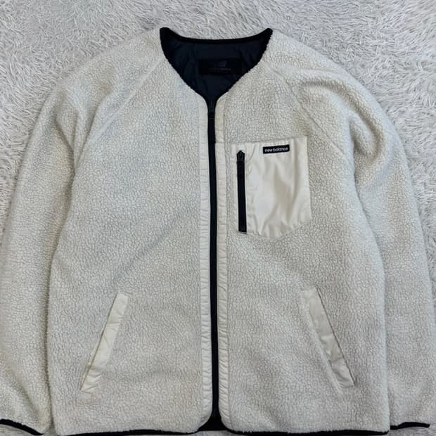 뉴발란스 리버시블 후리스/#381