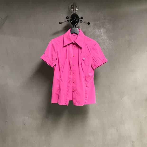 베르사체 핑크 반팔 셔츠 42(W)