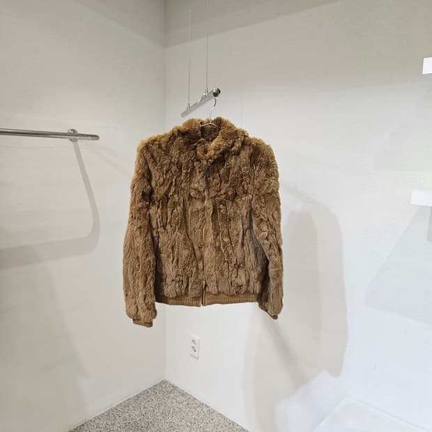 렉스 래빗 퍼 자켓