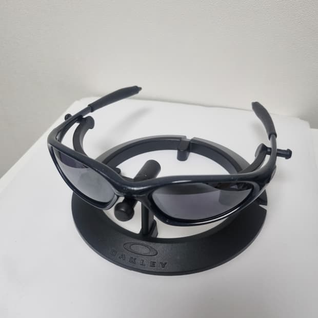 오클리 미뉴트 1.0 펄 다크그레이