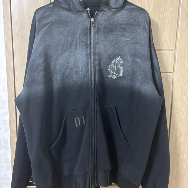 블랙아웃 빈티지워싱 집업 후드