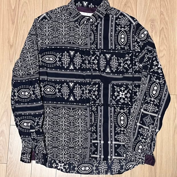 White Mountaineering 페이즐리 셔츠 2