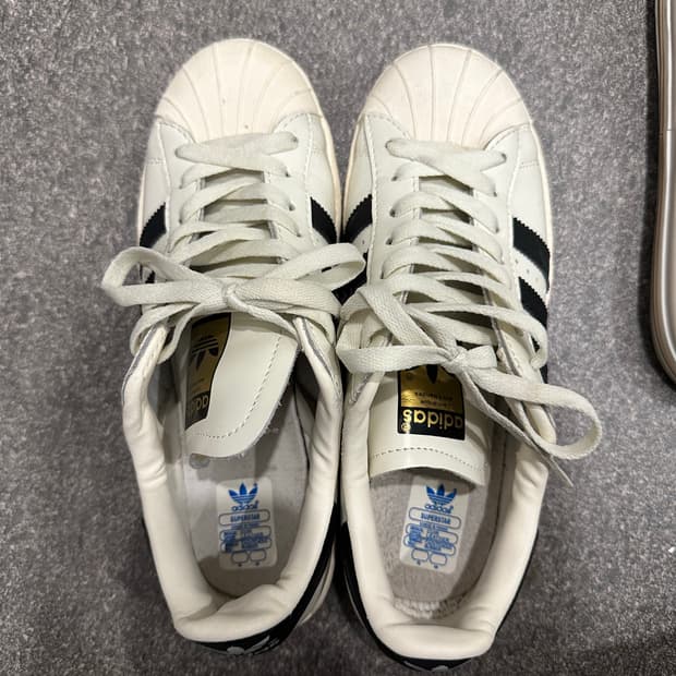 아디다스 슈퍼스타 80s 255