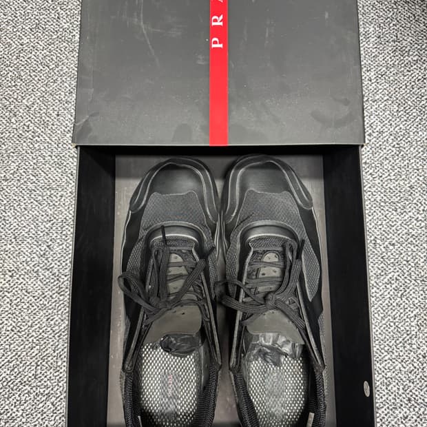 프라다 아디다스 루나로사