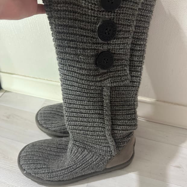 어그니트카디부츠