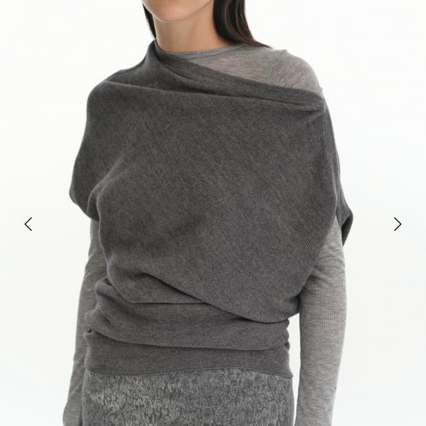 리포스 니트 Unbal Off-Shoulder Knit Grey