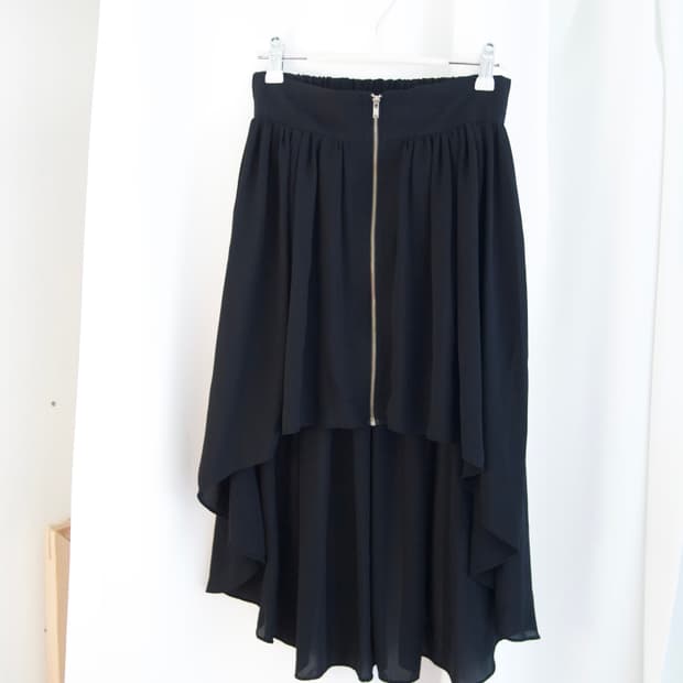 Drape zip unbalance skirt