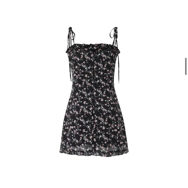 낫유어로즈 프릴 미니 드레스