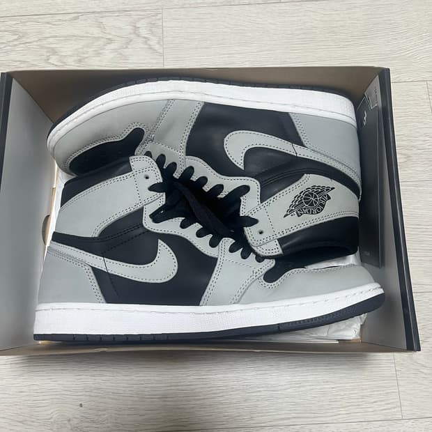 조던1 레트로 하이 OG 쉐도우 2.0