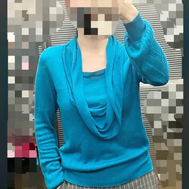  아놀드바시니ㅡ 블루컬러 여성 상의 호칭90/새거수준/1회착용