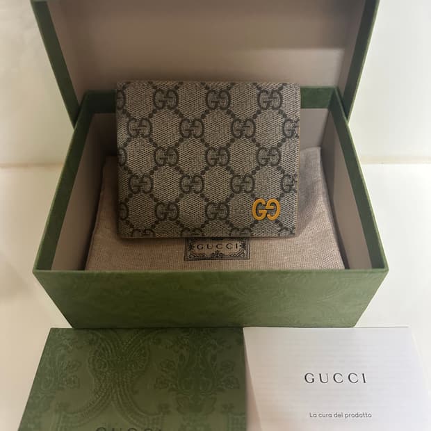 구찌 GG수프림 디테일 반지갑
