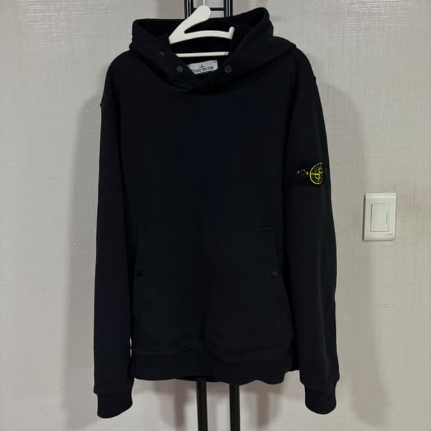 스톤아일랜드 후드티 블랙