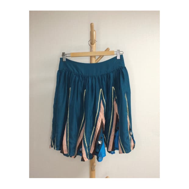 스나오 쿠와하라 스팽글 실크 스커트