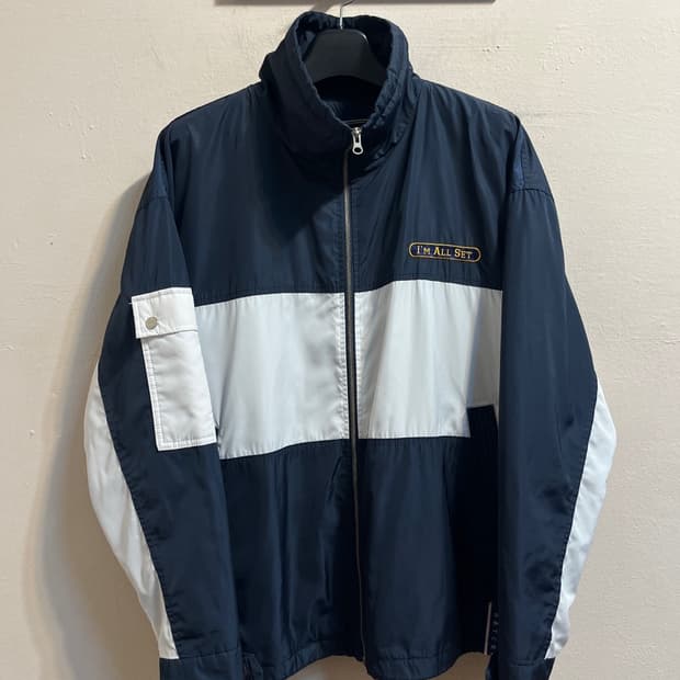 로맨틱크라운 올드스쿨 배색 윈드브레이커 자켓 (341)