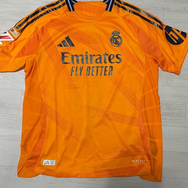 레알마드리드 2024/25 음바페 어웨이 유니폼 XL(공홈정품)