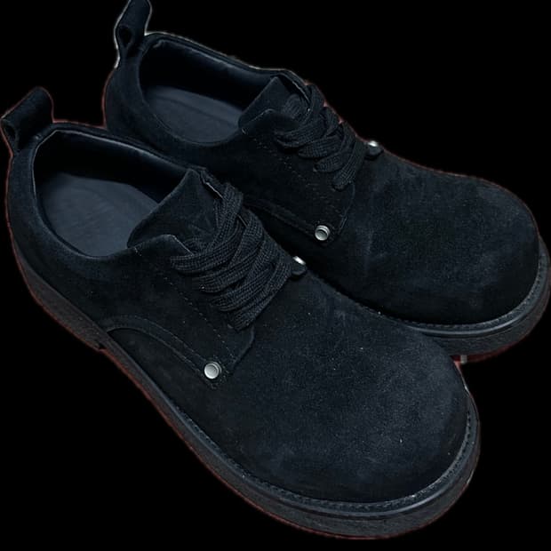 스웨이드 버튼 더비 슈즈