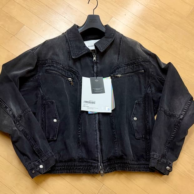 [앤더슨벨] 포인트 데님 블루종 자켓 (BLACK)