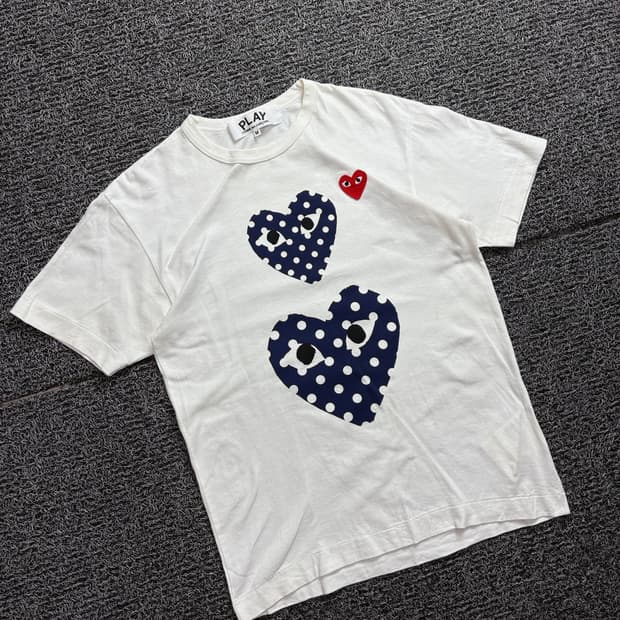 꼼데가르송 플레이 폴카 닷 더블하트 티셔츠 2002