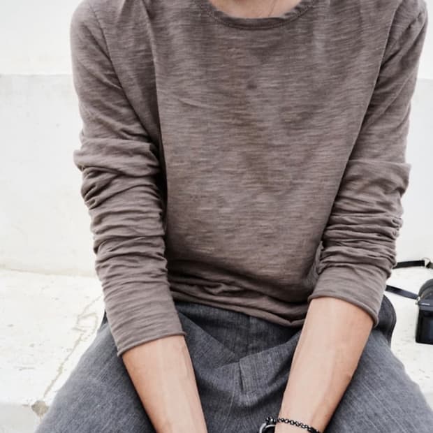 1) Mono prive Textured Long Sleeve Brown