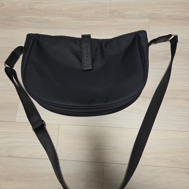 해칭룸 웨이비백 미들