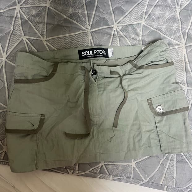 스컬프터 미니스커트