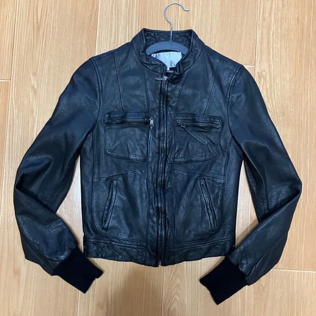 vtg chic leather jacket