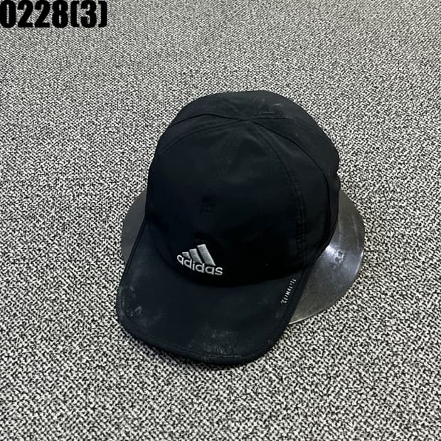 아디다스 볼캡 모자