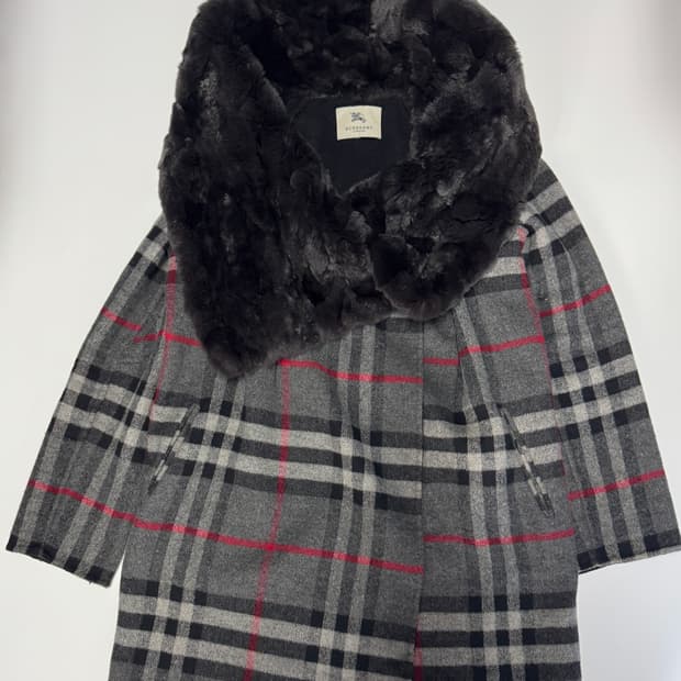 여성 버버리 런던 아카이브 퍼 카라 체크 울 코트