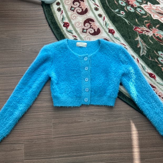 스카이 크롭 가디건