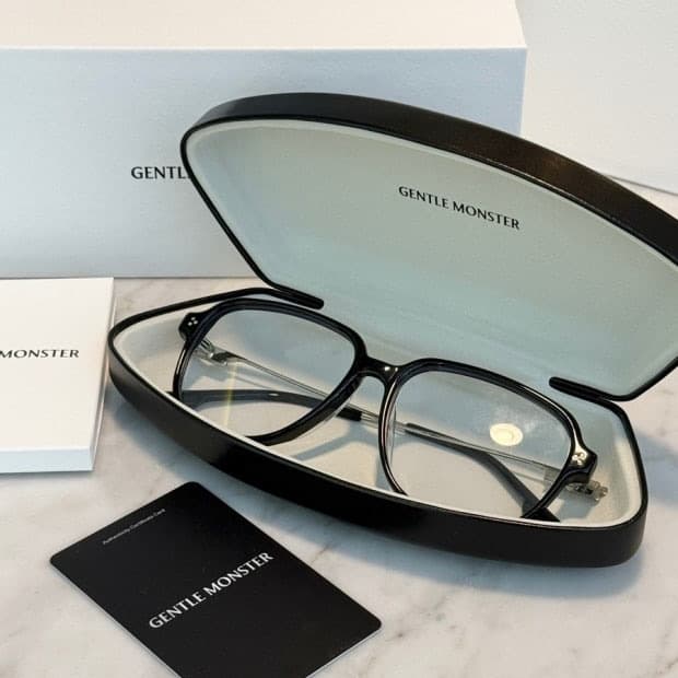 젠틀몬스터 안나01 블랙 안경