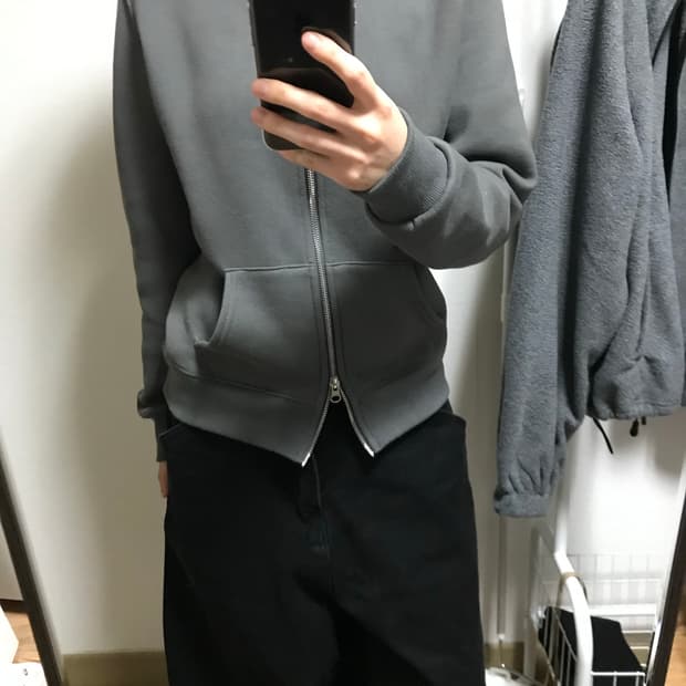 레귤러핏 후드집업