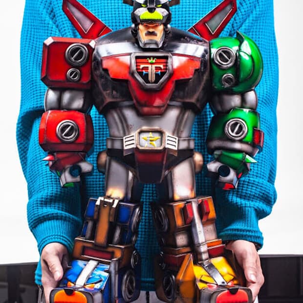 풀스파라다이스 볼트론 아트토이 새제품  판매