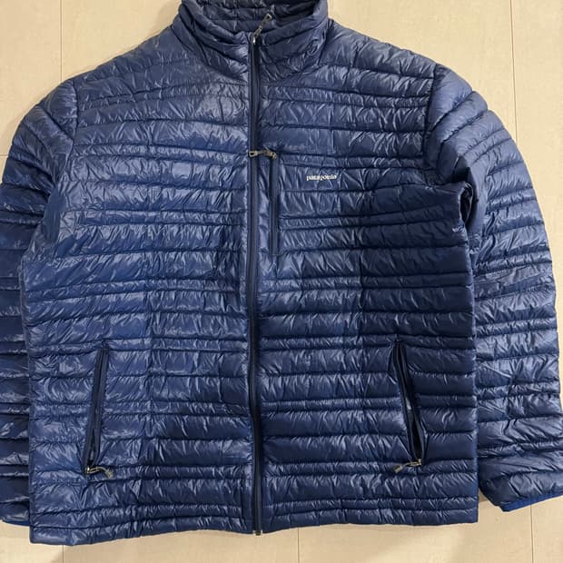 파타고니아 경량패딩 