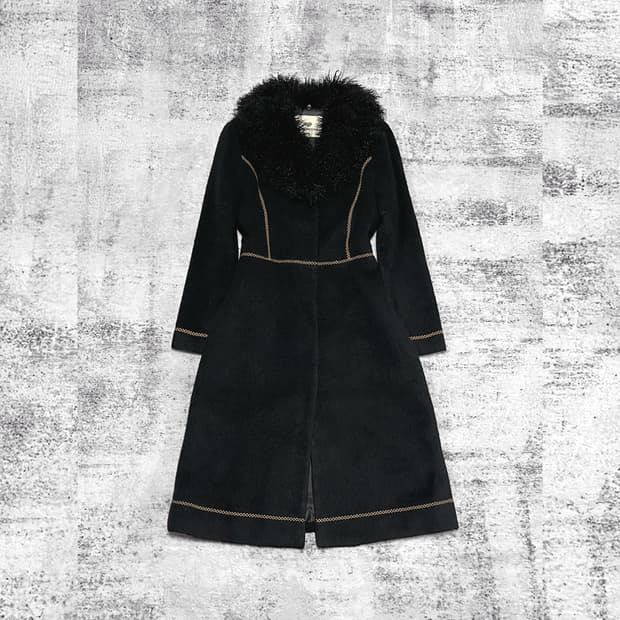 (vivayou) 00s wool fur coat ☠︎︎ 𝘴𝘪𝘻𝘦