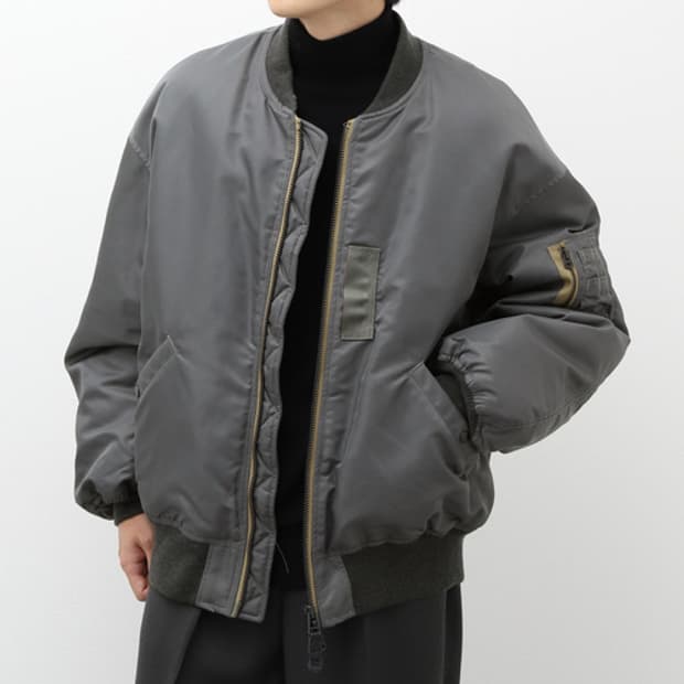 Marka ma-1 세이지 그린 2size (3사이즈로 교환)