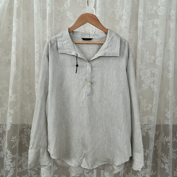 S) 마시모두띠 스트라이프 하이넥 블라우스